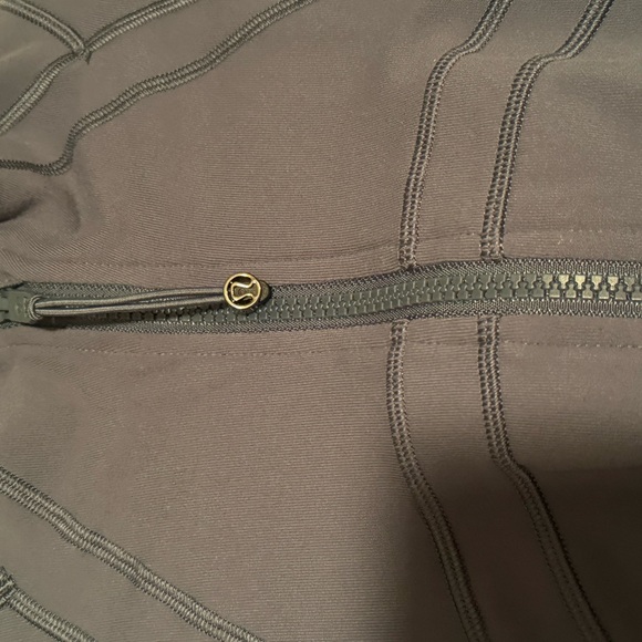 lululemon define jacket - Picture 3 of 7